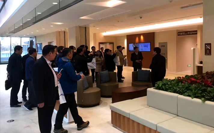 正牌門和雜牌門的區(qū)別，對比一下就知道了